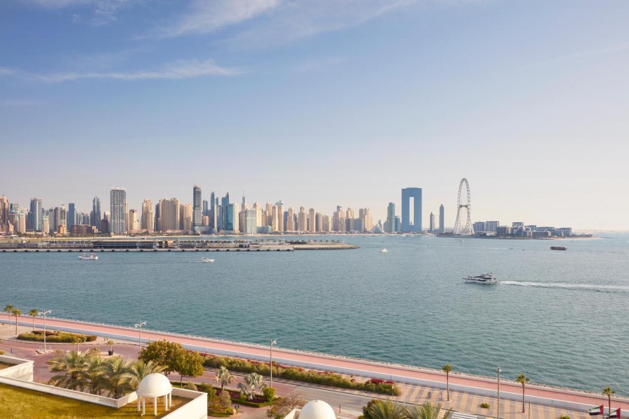 Jumeirah Zabeel Saray Dubai Esterno foto Abu Dhabi skyline
