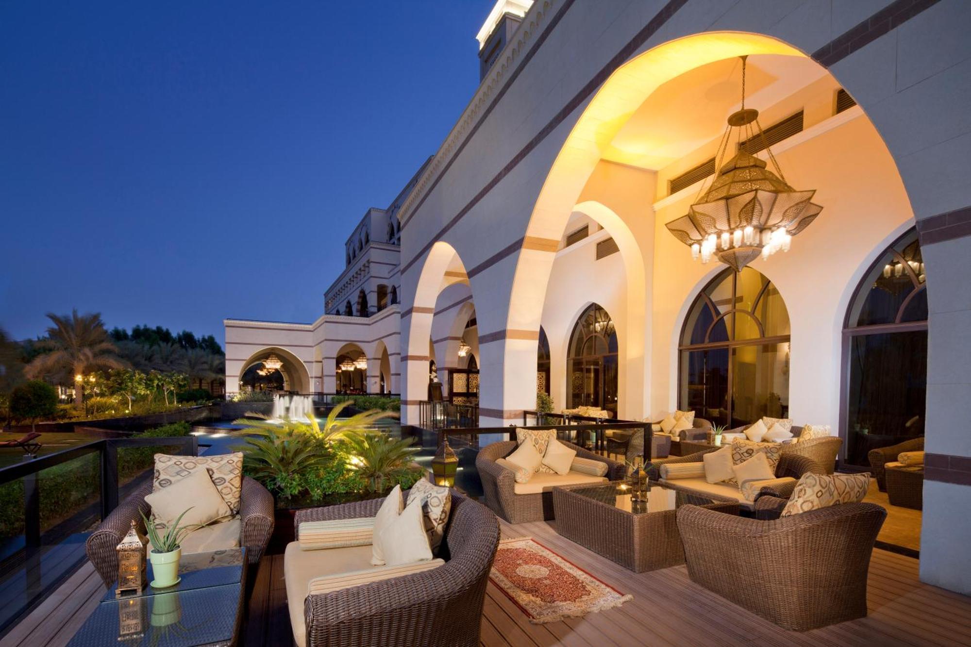 Jumeirah Zabeel Saray Dubai Esterno foto The Royal Mirage Hotel