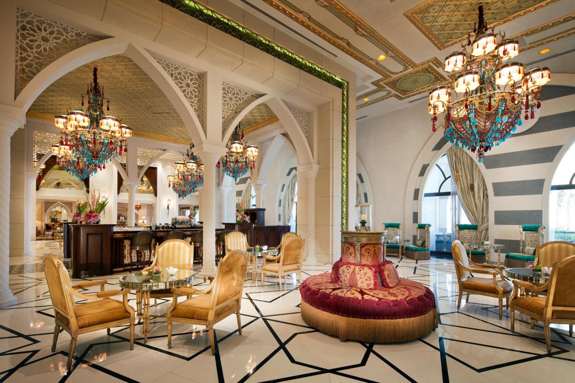 Jumeirah Zabeel Saray Dubai Esterno foto The Palace Downtown lobby