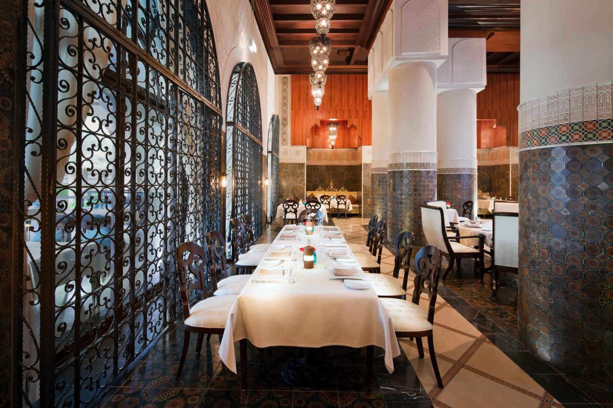 Jumeirah Zabeel Saray Dubai Esterno foto Restaurant
