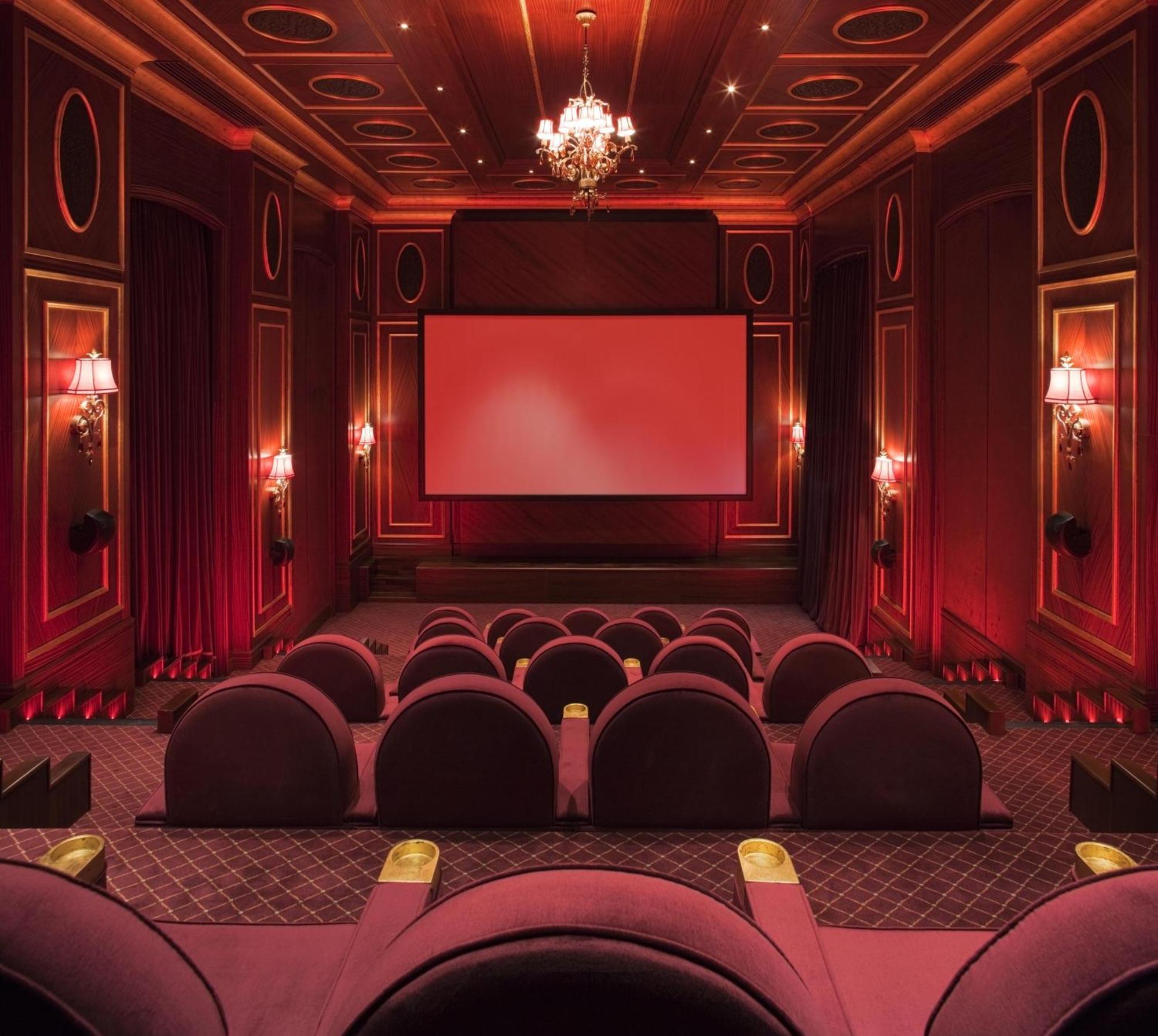 Jumeirah Zabeel Saray Dubai Esterno foto The movie theater at The Ritz-Carlton, Laguna Niguel