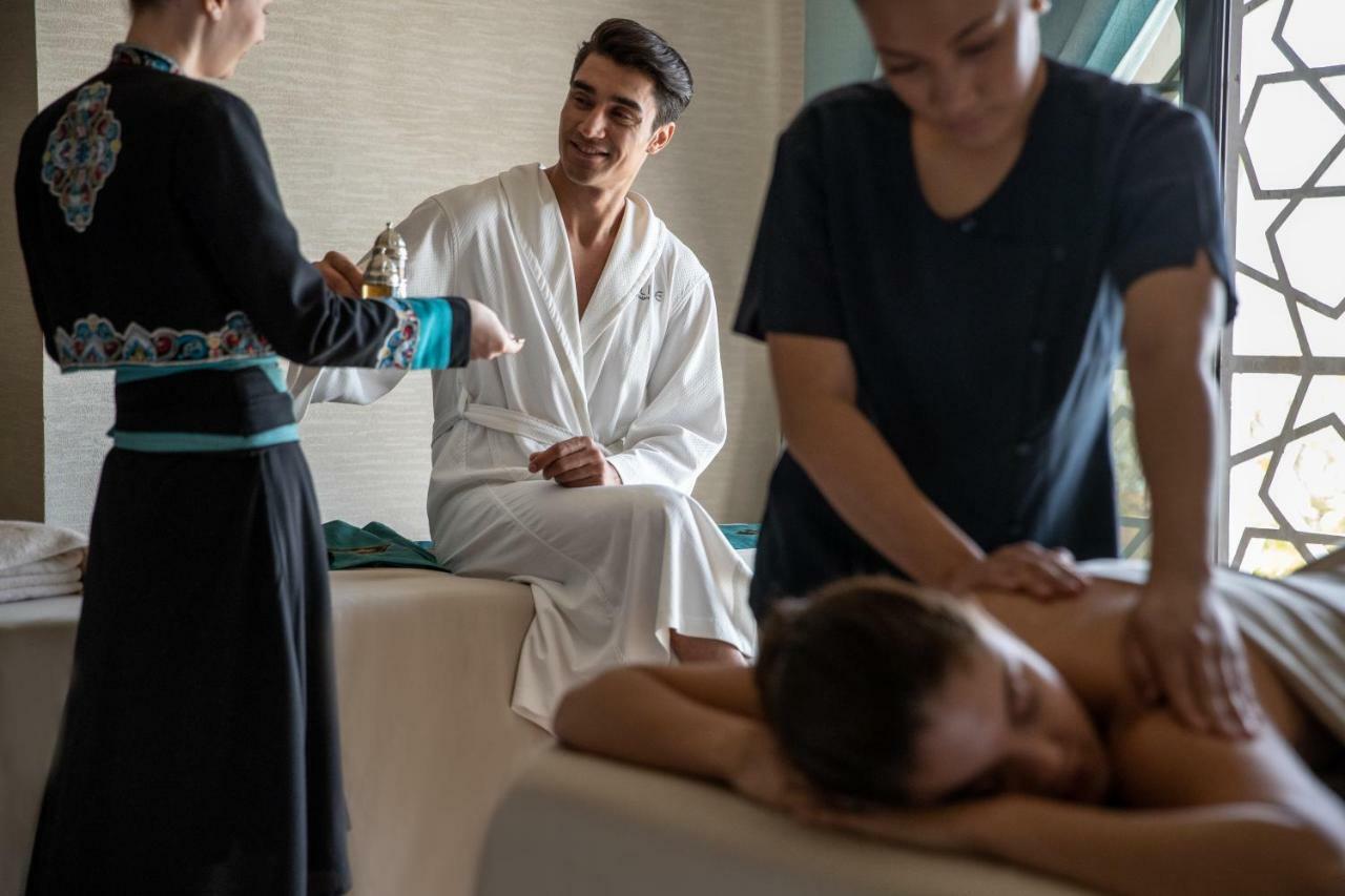 Jumeirah Zabeel Saray Dubai Esterno foto Spa at the Four Seasons Hotel, Istanbul